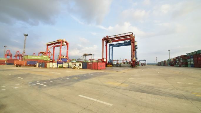 湛江贸易港口码头