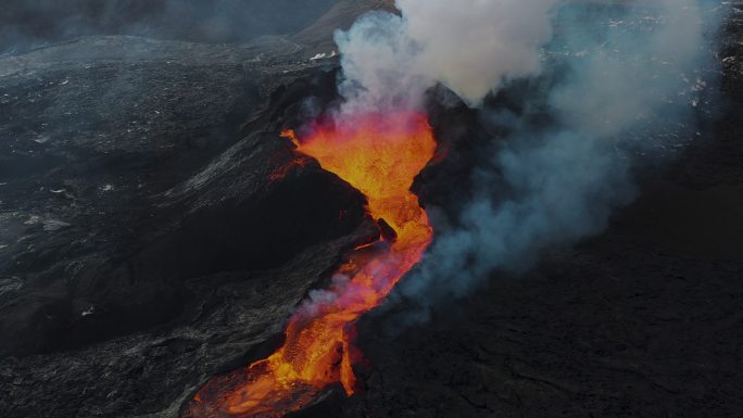 火山喷发风景鸟瞰图