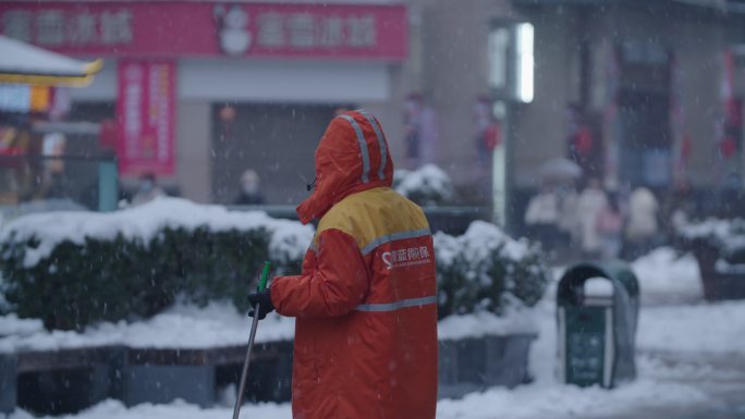 街道扫雪