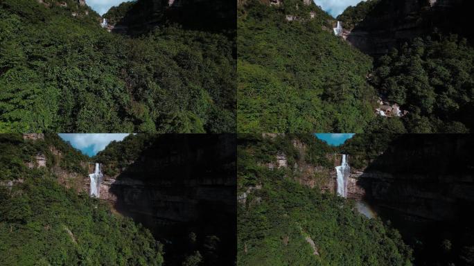 原始森林瀑布视频云南深山里的峭壁大瀑布