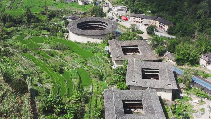 航拍福建漳州闽南特色民居圆形方形土楼