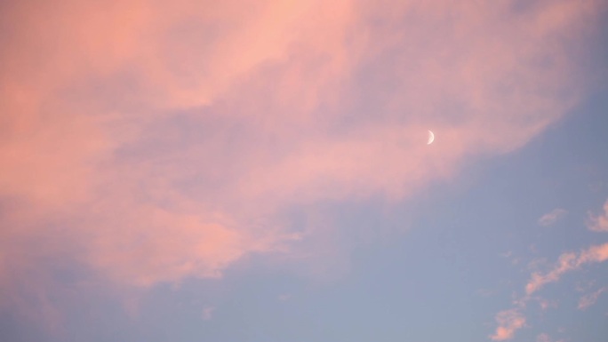 云朵和月亮蓝天小清新