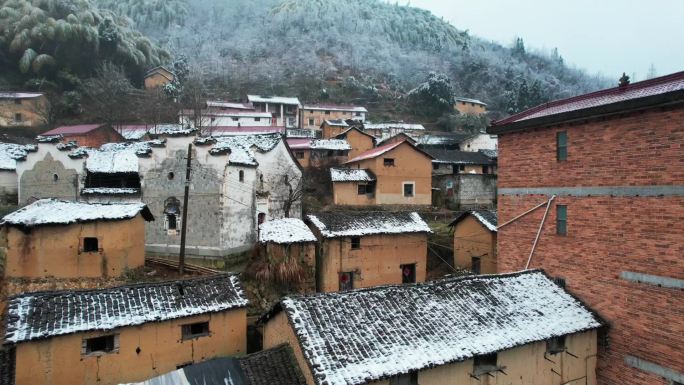 冬季雪后的南方农村航拍