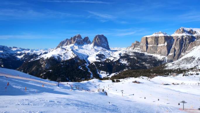 意大利白云石滑雪场