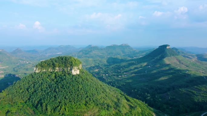 4K航拍山东省临沂市岱崮地貌旅游区风景