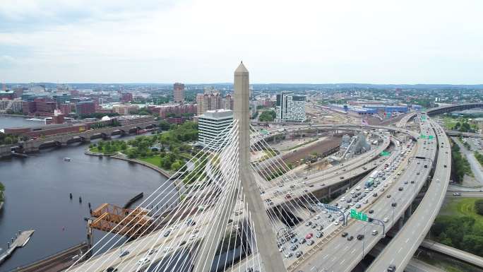 马萨诸塞州波士顿大桥的空中视频