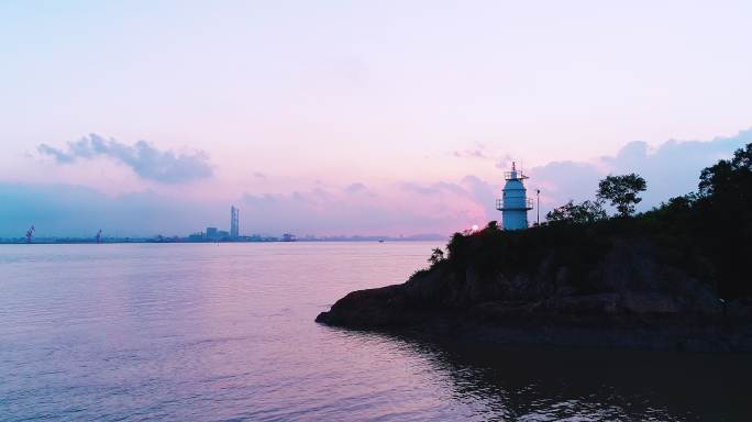 灯塔  日出  海边 江边 海浪 江风