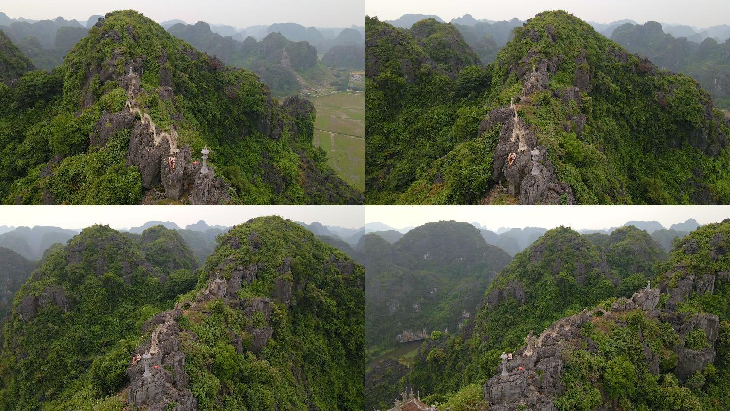 越南北部宁平梅洞山上的龙雕航拍