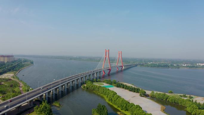 4K正版航拍山东临沂市经开区临工大桥风景