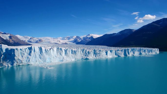 南美巴塔哥尼亚佩里托莫雷诺冰川全景图