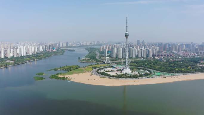 4K正版航拍临沂市沂河三河口城市风景