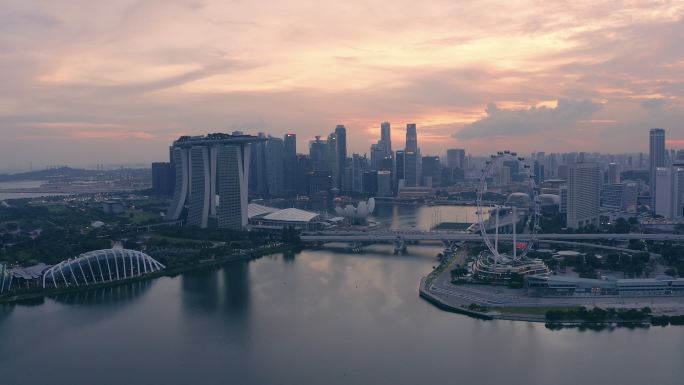 日落时新加坡商业区