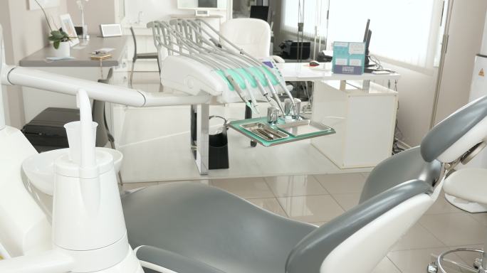 牙科诊所大量物品诊断医疗工具钢