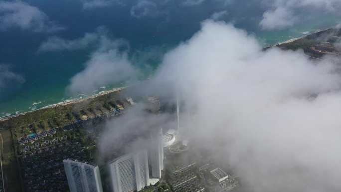 海南省三亚市海棠湾亚特兰蒂斯酒店云层航拍