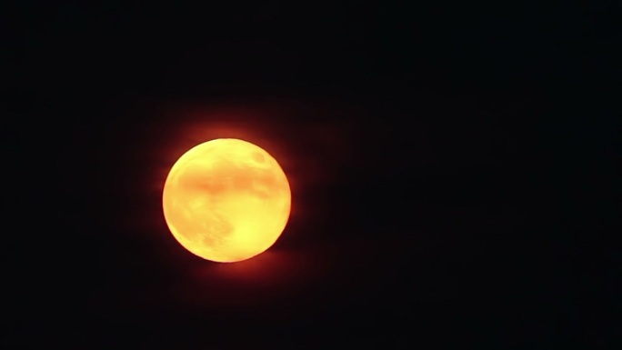 明亮的秋月中秋节月亮超级月亮