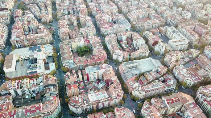 巴塞罗那鸟瞰图城市建筑快速发展航拍延时国