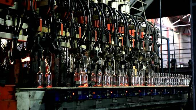 玻璃厂瓶子生产线玻璃瓶生产车间加工流水线