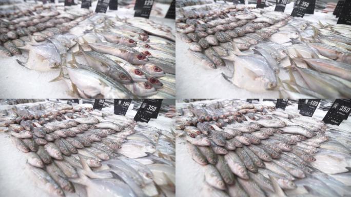 超市冰上的生海鱼冷冻鱼类超市