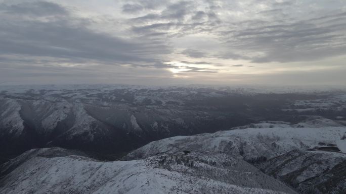 航拍4k雪山日出视频素材