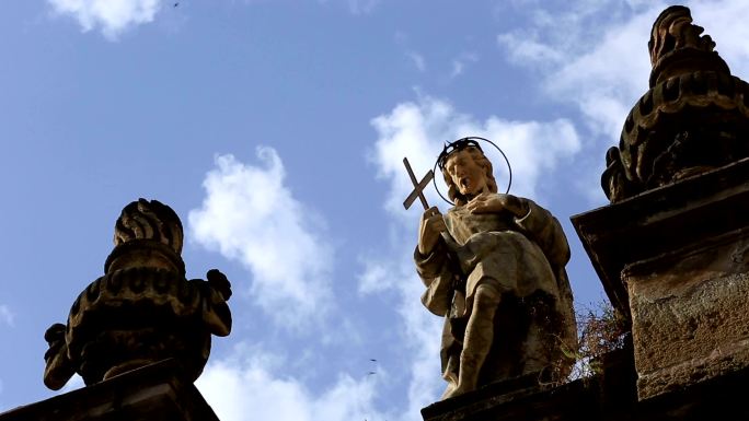 圣安娜教堂旅游景点纪录片历史古代宝塔古建