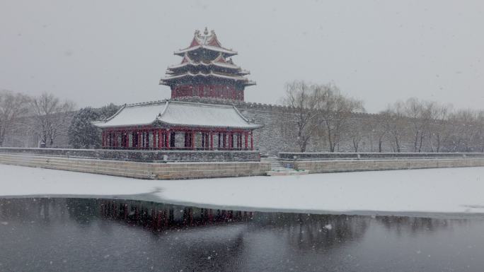 雪中的北京故宫角楼 升格 慢动作素材