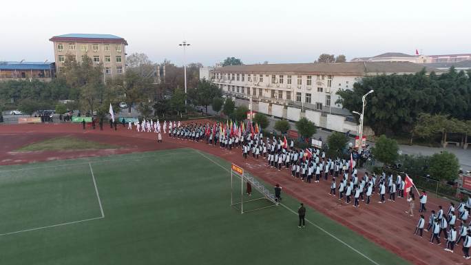 学校运动会进场