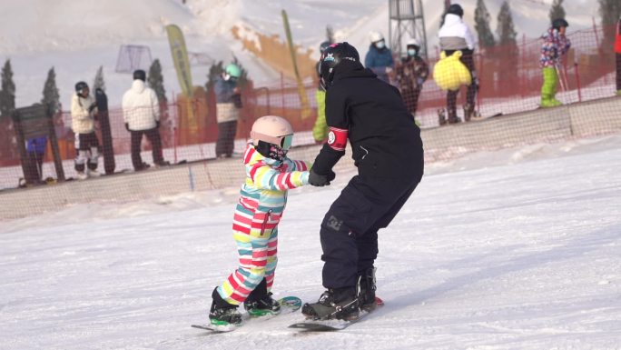 冬季 滑雪 滑板 冰雪 娱乐 练习 儿童