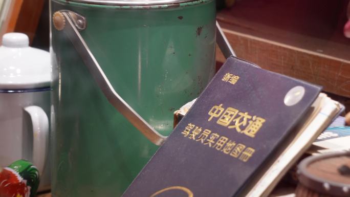 保温桶保温壶记忆中的老北京 (2)