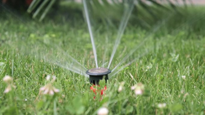 草坪自动灌溉系统浇水绿化带喷淋器节约用水