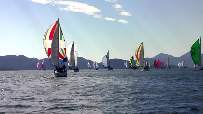 在地中海举行的帆船赛