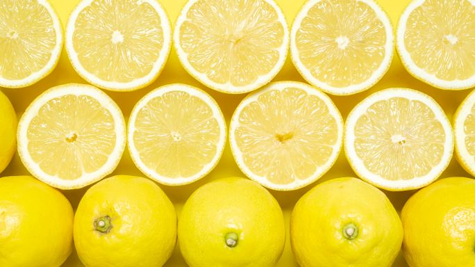 切柠檬停止运动。创意视觉果肉