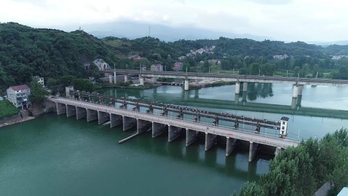 湖南怀化麻阳苗族自治县锦和水电站航拍视频
