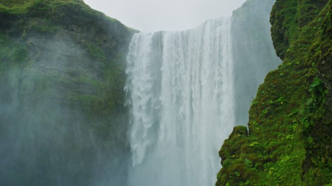 冰岛的加福斯瀑布