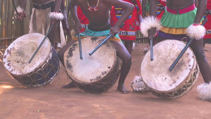 跳舞的非洲部落