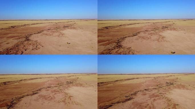 澳大利亚内陆干燥的天然水道