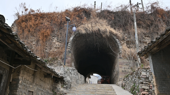 时间流逝历史沧桑岁月悠悠古城门遗迹