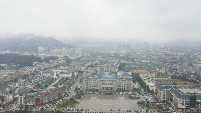 航拍城市 县城下雪 雪景