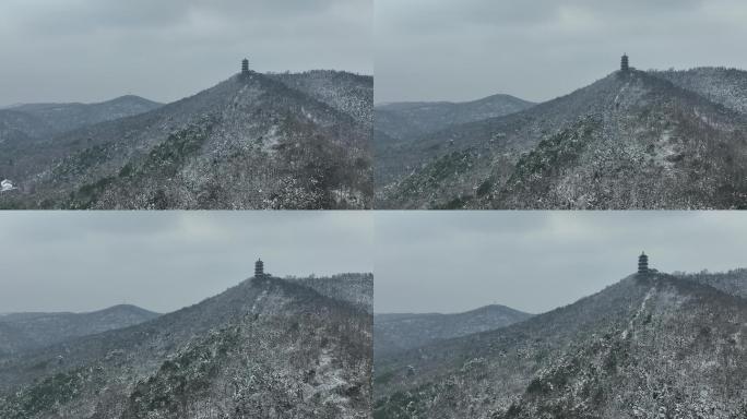 航拍襄阳古隆中风景区腾龙阁雪景雪山风光