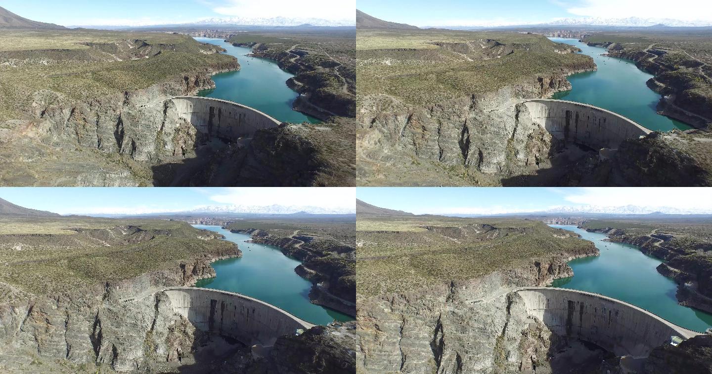 安第斯山脉附近一座水坝的鸟瞰图