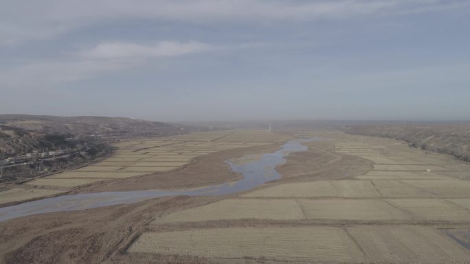 4K 沙地  河流