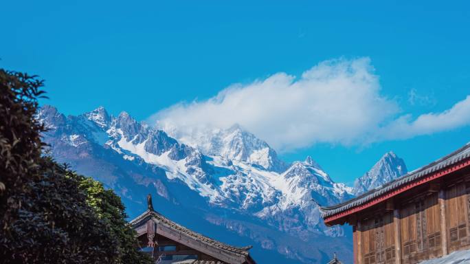 【正版素材】丽江白沙古镇与玉龙雪山