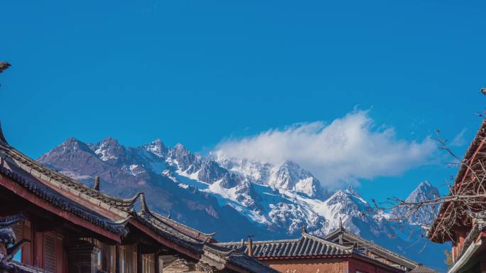 【正版素材】丽江白沙古镇与玉龙雪山