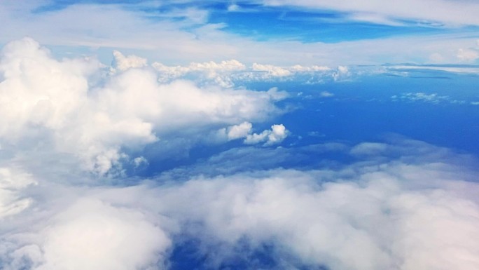 云朵飞机视觉蓝天白云大气震撼