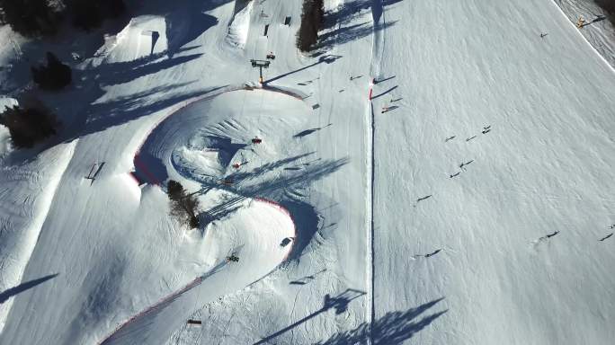 滑雪场冬奥会青春热血雪地单板