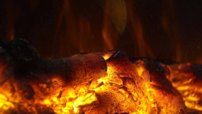 燃烧的炭火炉火木炭烧烤 (3)