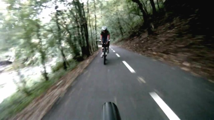 山地自行车高山速度健康激情骑行自然
