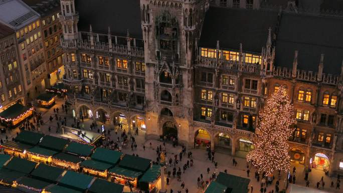 慕尼黑的圣诞节古堡哥特式风格