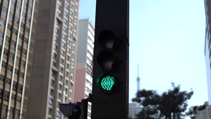 交通灯绿灯信号灯黄灯