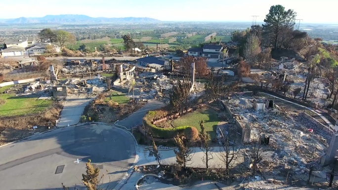 被毁灭的房屋地震后灾后场景地质灾难