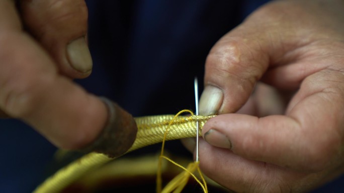 缝纫工作缝衣服针线